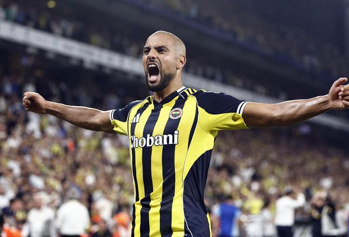 Sofyan Amrabat, gecikmeli de olsa Fenerbahçe'ye geri döndü