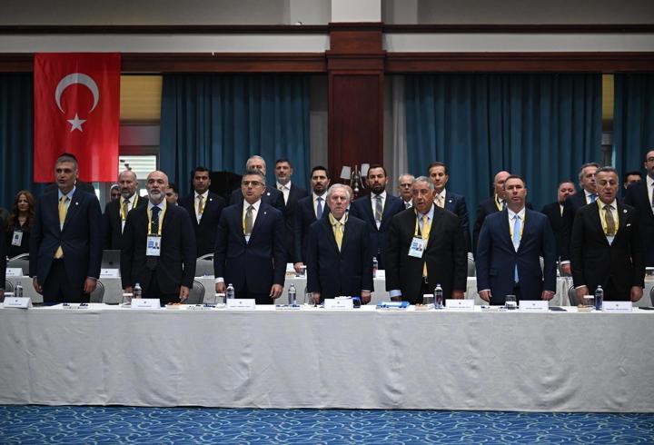 Fenerbahçe'nin güncel borcu açıklandı