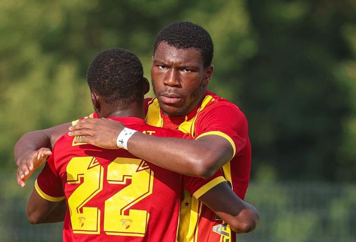 Göztepe'nin yeni transferi Armstrong, kampta parladı
