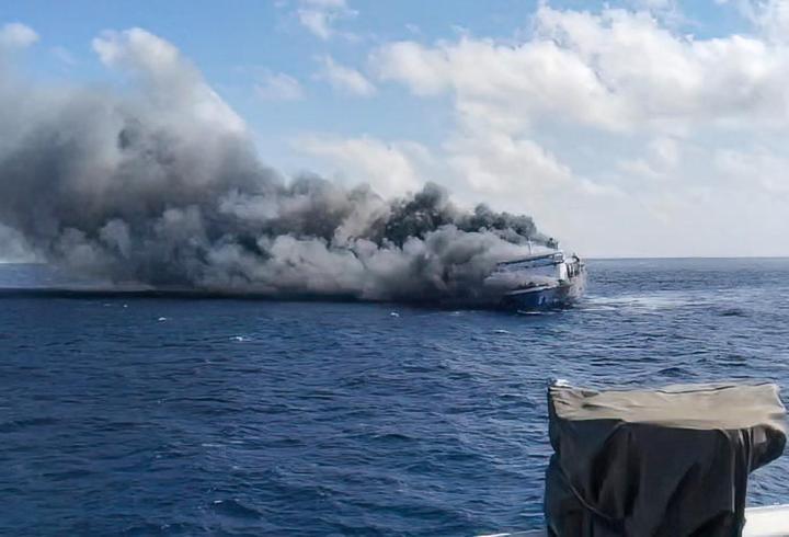 Endonezya’da feribotta yangın faciası: 5 ölü, 41 kayıp
