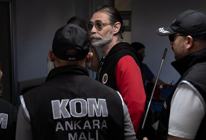 SON DAKİKA HABERİ: Etimesgut Belediyesi'ne yolsuzluk operasyonu! Erdal Beşikçioğlu'na tutuklama talebi