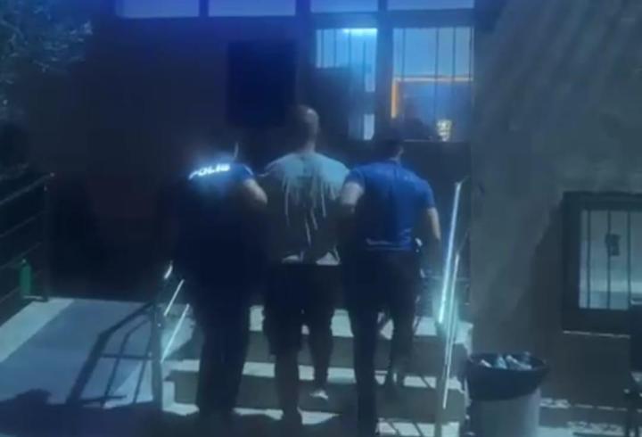 İzmir'de 'Kardeşi kasten öldürme' suçundan aranan firari hükümlü yakalandı