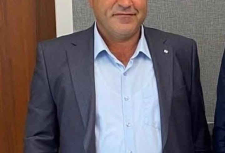 Devrilen traktörün altında kalan muhtar, hastanede öldü