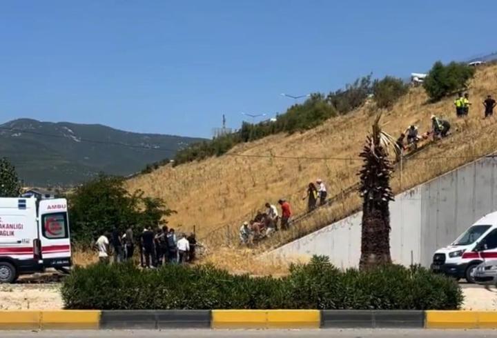 Gaziantep'te zincirleme kaza; 2 ölü, 3 yaralı