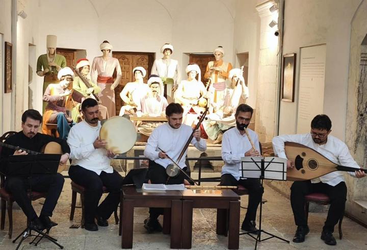 Edirne’de Sağlık Müzesi'nde müzik terapi konseri verildi