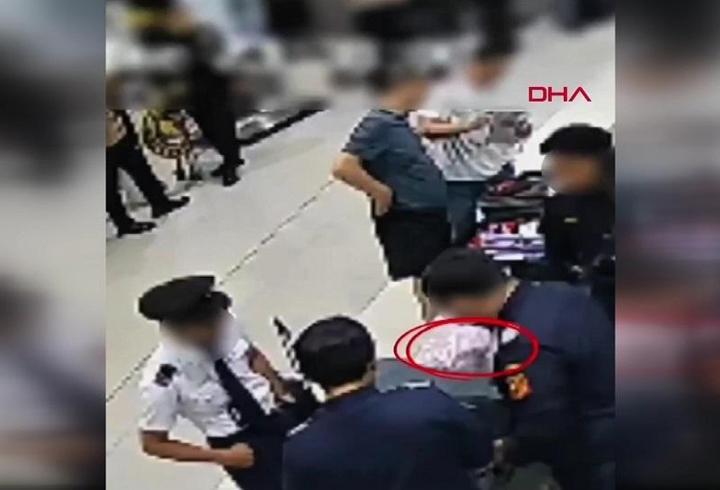 Malezya'da "kurye pilot" yakalandı
