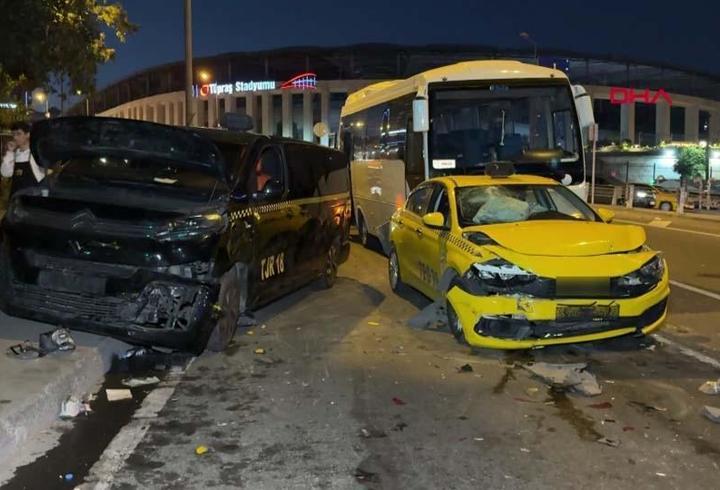 Beyoğlu'nda zincirleme kaza: 5 yaralı