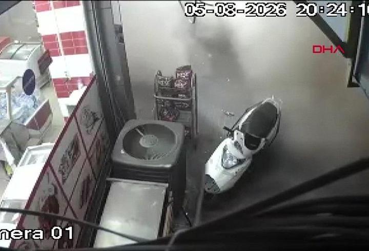 4 katlı binanın çökme anı kamerada!