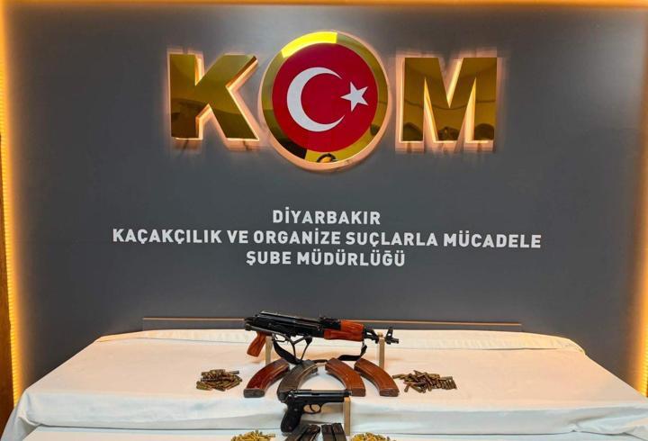 Diyarbakır'da kaçakçılık ve uyuşturucu operasyonu: 2 tutuklama
