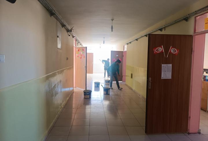 Mardin Büyükşehir Belediyesi, okulları yeni eğitim dönemine hazırlıyor