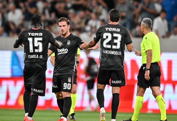 Beşiktaş, geçen seneden çok farklı! Cem Yılmaz, Hradec Kralove maçını değerlendirdi...
