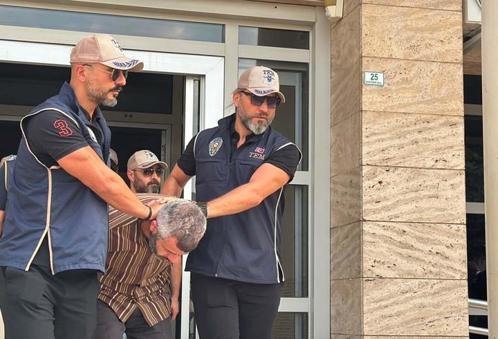 FETÖ'cü teröristin ablası da gözaltında