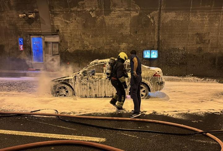 Bolu Dağı Tüneli’nde otomobil alev aldı! Trafik durdu, metrelerce kuyruk oluştu