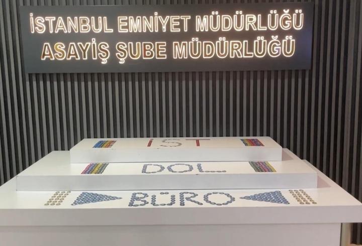 Fatih’te döviz bürosundan 1,5 kilogram altın çalan zanlı tutuklandı