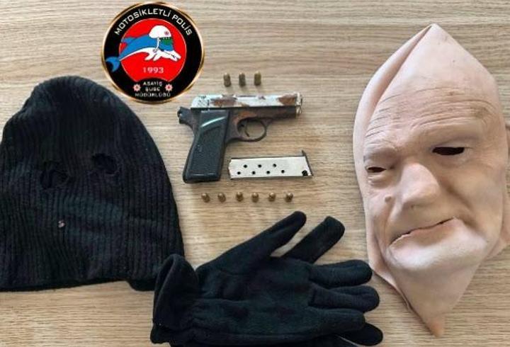İzmir'de çeşitli suçlardan aranan 60 kişi yakalandı