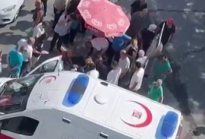 Bahçelievler'de minibüste, husumetli olduğu şoförü vurup kaçtı