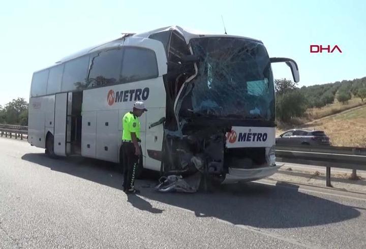 Mani̇sa'da feci̇ kaza! 1 ölü, 7 yaralı
