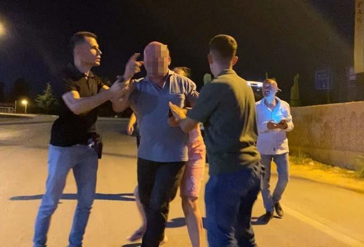 Alkollü sürücüden gazetecilere mermerli saldırı!