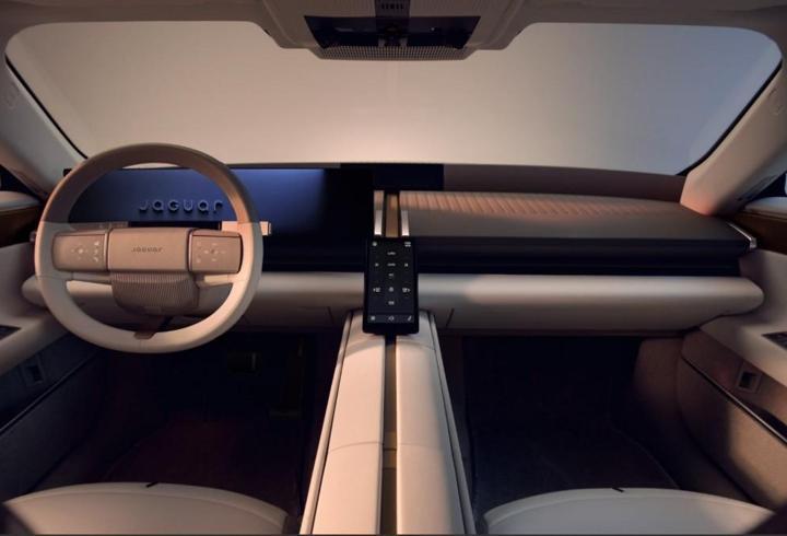 Jaguar Type 01'De iç detaylar belli oldu