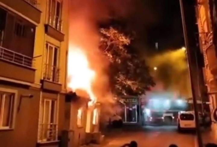 Çorlu'da aynı gece 2 ev yangını