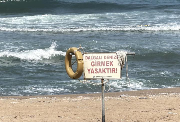 Bartın'da denize girmek 3 gün yasaklandı