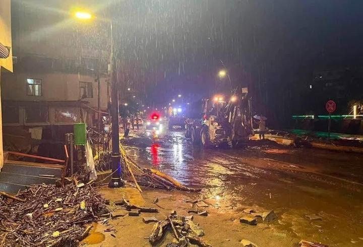 Giresun'da sağanak sel ve taşkına neden oldu; 2 kişi kayıp