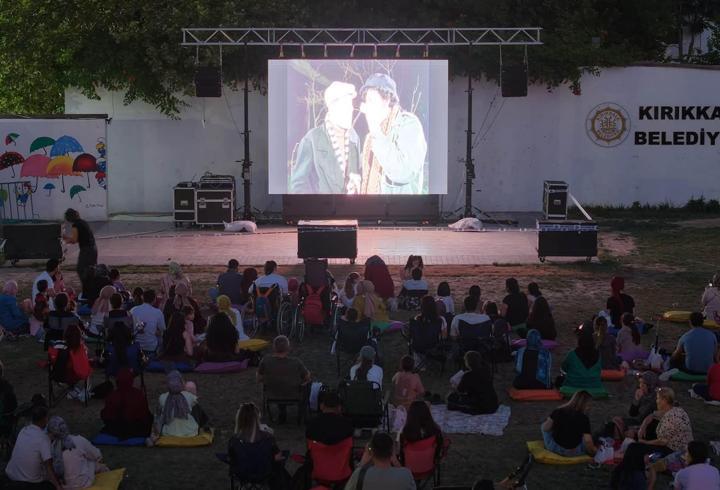 Kırıkkale'de açık hava sinema etkinliği düzenlendi