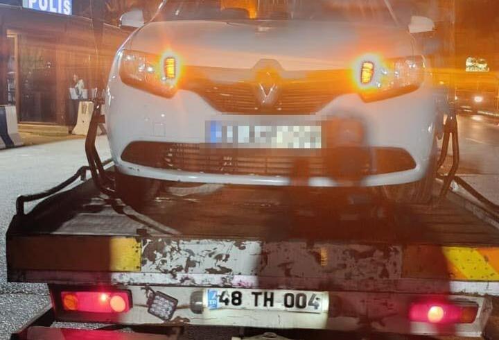 Bodrum 'da korsan taksilere ceza yağdı; 62 araç trafikten men edildi
