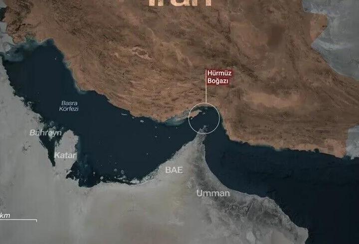 Hürmüz Boğazı'nda hareketli dakikalar! Sular durulmuyor: Bir gemi vuruldu…