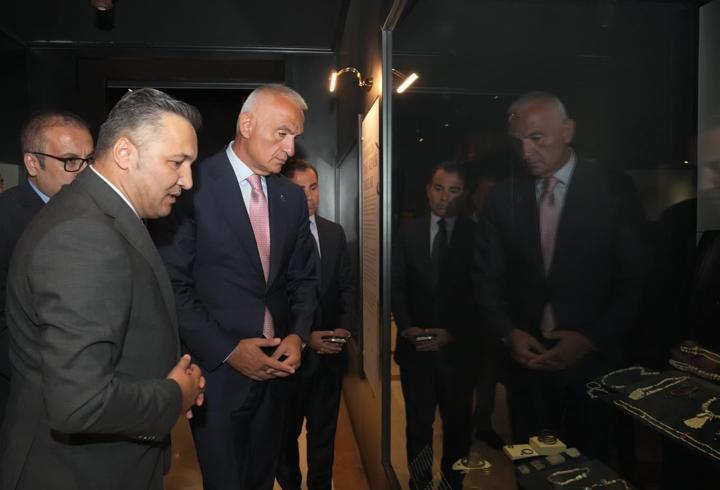 12 Bin Yıllık Tarih 550 Takıda Buluştu