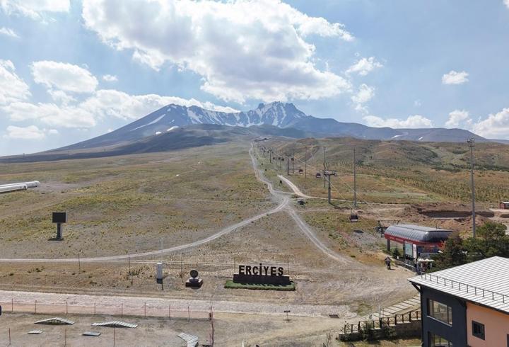 Erciyes’te yaz sezonu çeşitli etkinliklerle sürüyor