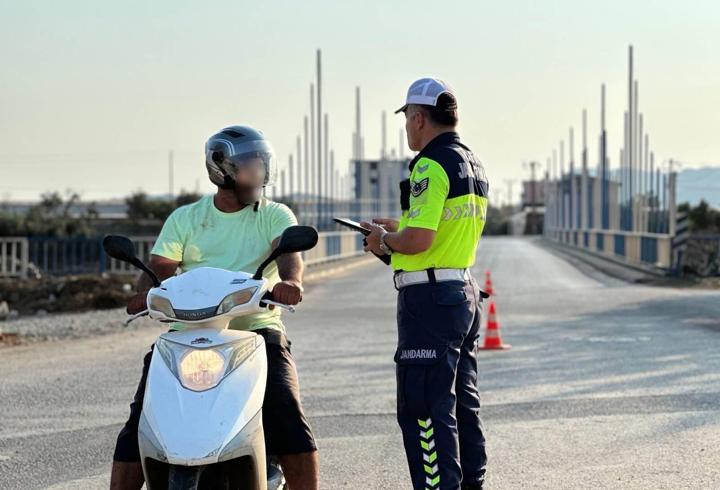 Jandarma 1 haftada 5 bin 392 motosikletliyi denetlendi