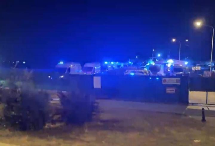Zeytinburnu açıklarında gemide zehirlenen 4 kişi hastaneye sevk edildi