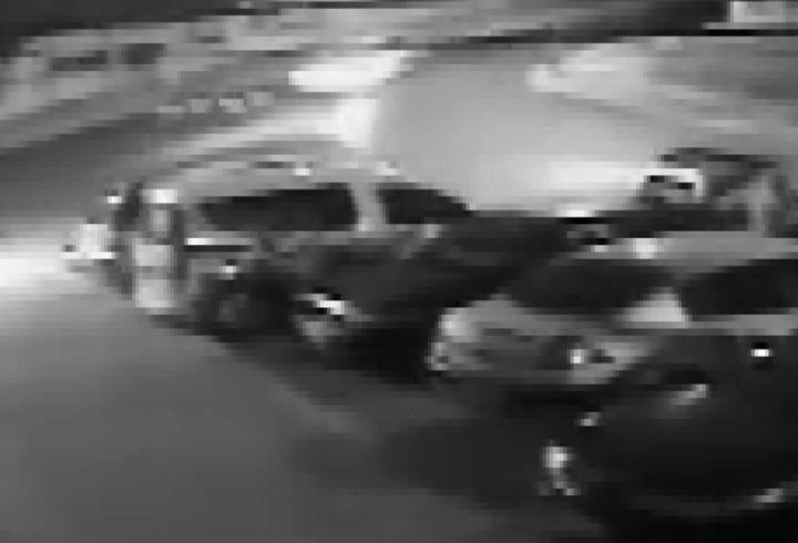 Esenyurt'ta kontrolsüz dönüş yapan taksi motosiklete çarptı: 2 yaralı