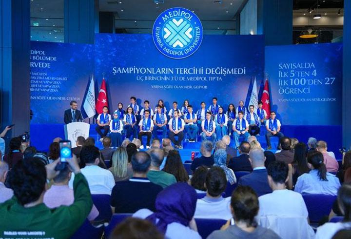 YKS'de dereceye giren öğrencilerden Medipol tercihi