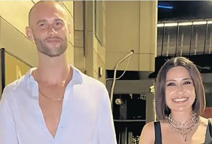 Melek Mosso yeni aşkıyla ilk kez el ele görüntülendi!