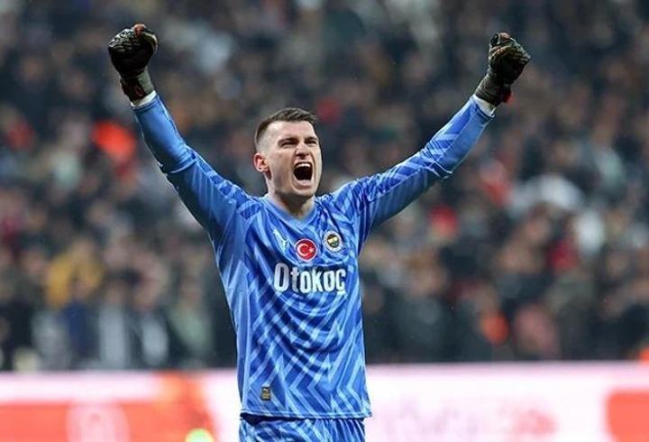 DOMİNİK LİVAKOVİĆ BARCELONA'YA MI TRANSFER OLUYOR? Dominik Livaković kimdir, kaç yaşında, nereli? Fenerbahçe kalecisi İspanya yolunda!