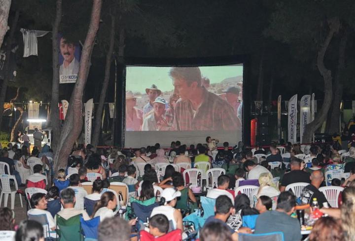 Açık havada film keyfi