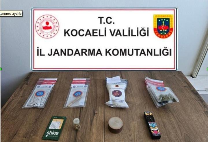 Kocaeli'de uyuşturucu operasyonu: 4 gözaltı