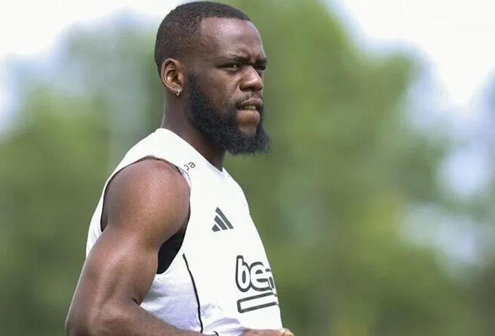 Beşiktaş'ta Onana'nın sözleşmesi feshedildi