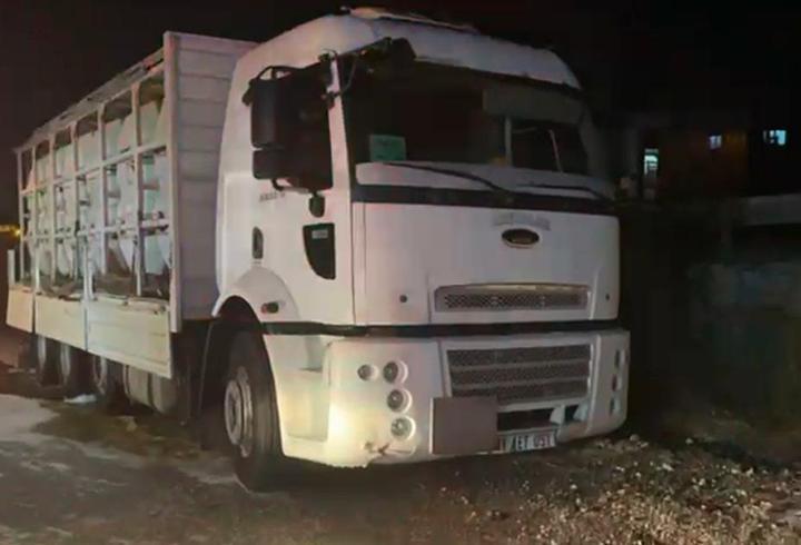 Asit sızıntısı ekipleri harekete geçirdi