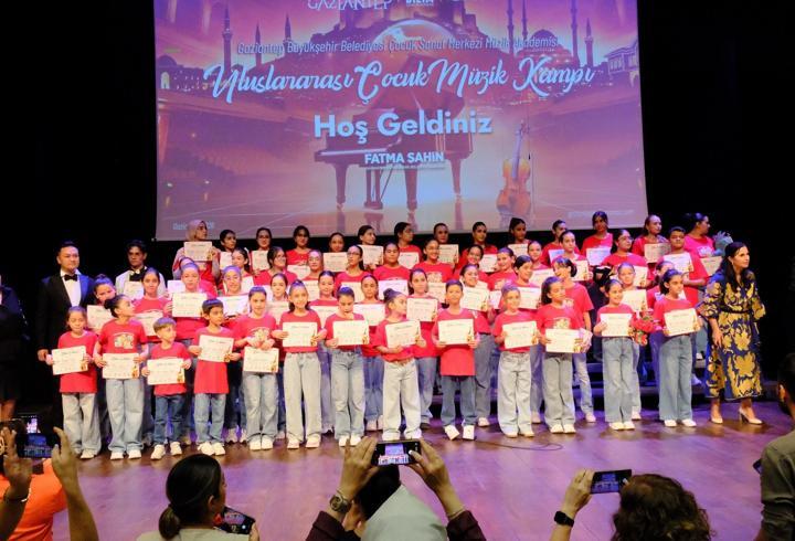 Gaziantep'te Uluslararası Çocuk Müzik Kampı düzenlendi