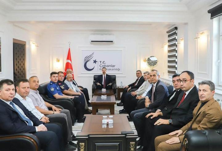 Çobanlar Kaymakam Vekili Ömer Nergiz göreve başladı