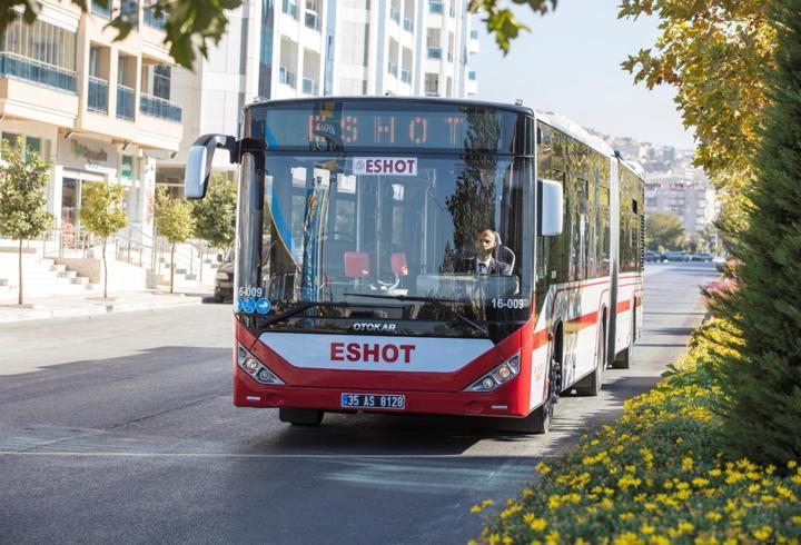 İzmir'de 30 Ağustos'ta ulaşım yüzde 50 indirimli