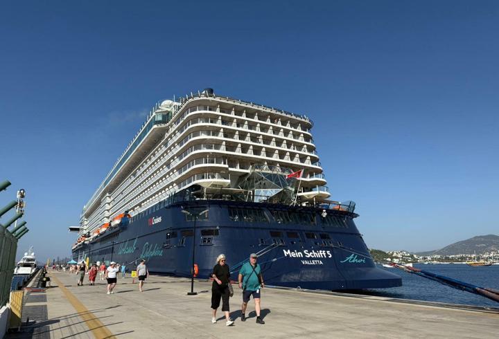 Bodrum’a kruvaziyerle 2 bin 756 turist geldi
