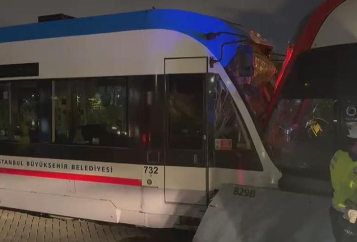 İstanbul'ta travmaylar kafa kafaya çarpıpıştı! Yaralılar var