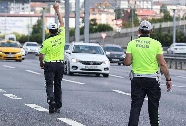 30 AĞUSTOS TRAFİĞE KAPALI YOLLAR LİSTESİ: İstanbul, Ankara'da hangi yollar trafiğe kapalı olacak? Ne zaman, saat kaçta açılacak? 30 Ağustos alternatif güzergahlar