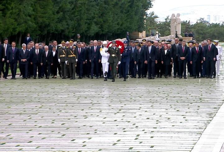 30 Ağustos Zaferi'nin 104. yılı: Devletin zirvesi Ata'nın huzurunda