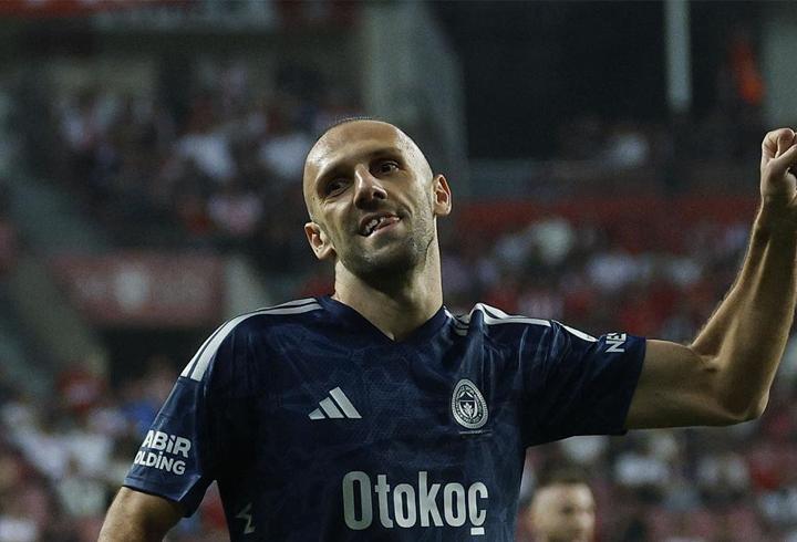 Vedat Muriç seriyi üç maça taşıdı: Konya, Lyon ve Samsun