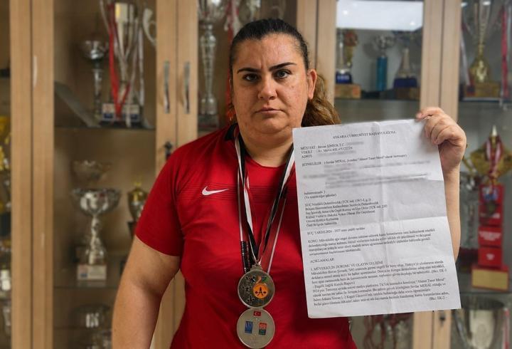 Görme engelli milli halterci 800 bin lira dolandırıldı